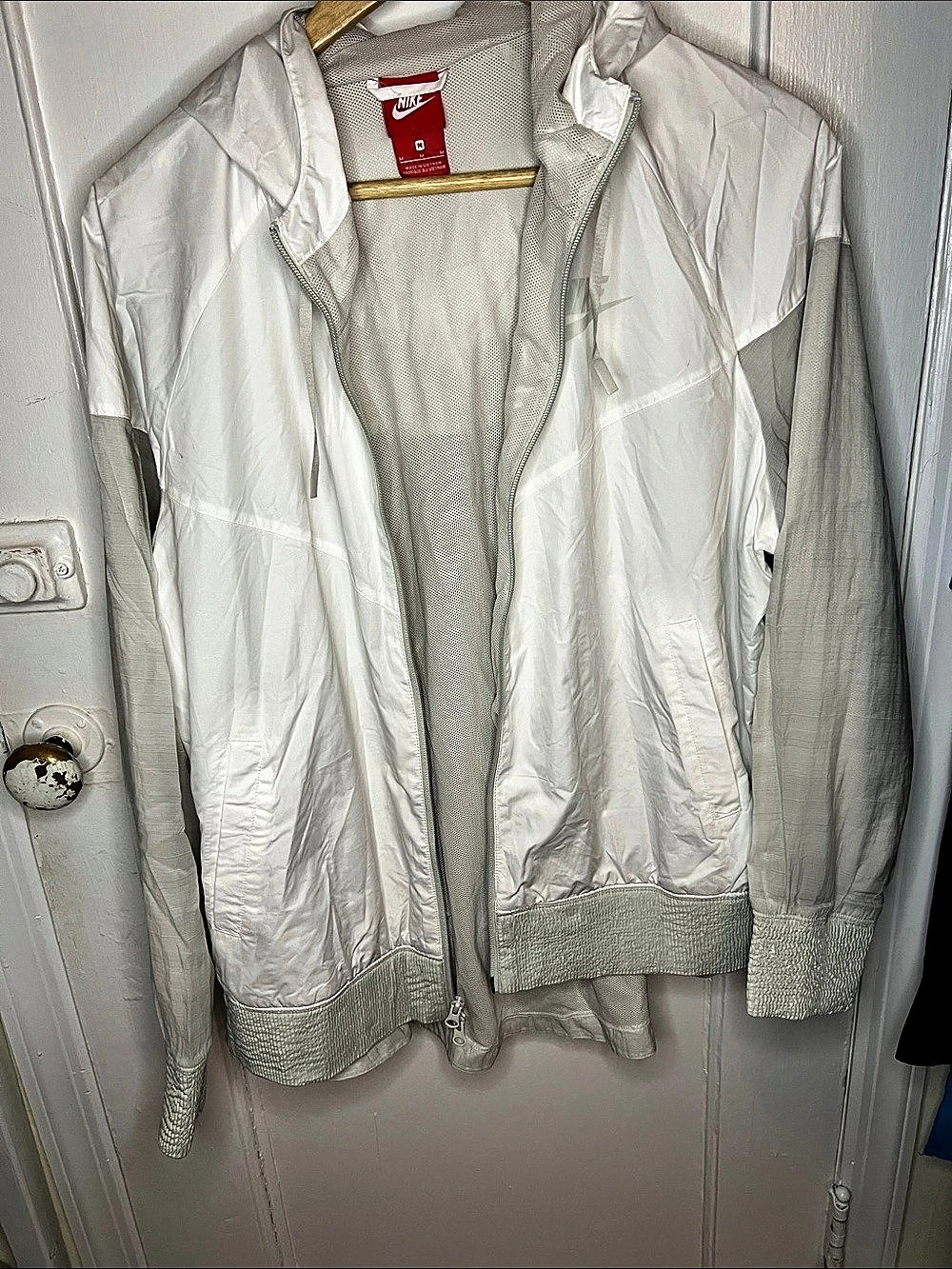 Nike Sportswear Windrunner Jacket Women's White Size Medium
